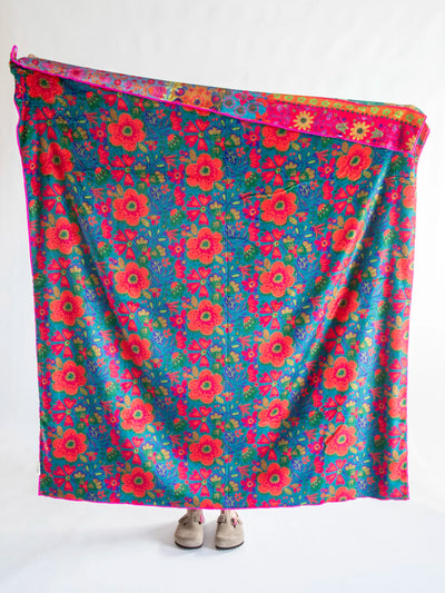 Reversible Cozy Throw Blanket - Bright Patchwork-view 2