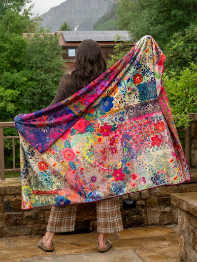 Reversible Cozy Throw Blanket - Jewel Border-view 1