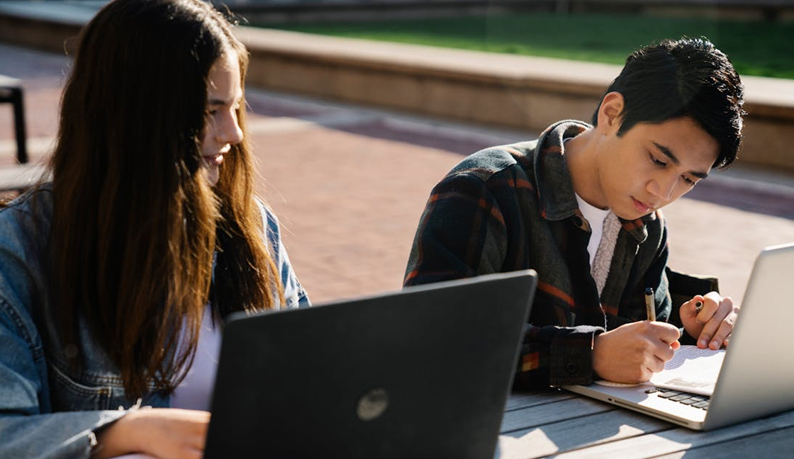 AI Screenshot study scene